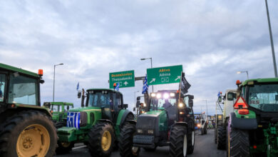 Οι-δύο-τάσεις-στα-μπλόκα-των-αγροτών:-Αποκλείουν-τα-Μάλγαρα-τη-Δευτέρα,-ο-χάρτης-των-κινητοποιήσεων