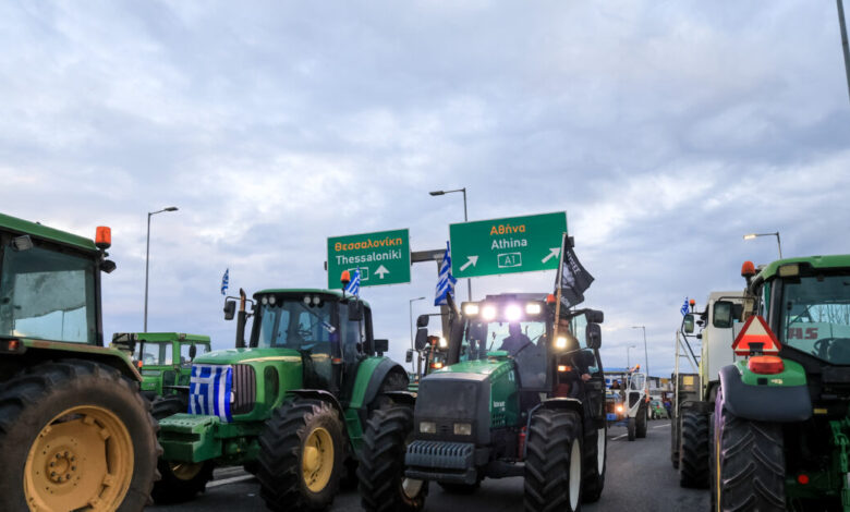 Οι-δύο-τάσεις-στα-μπλόκα-των-αγροτών:-Αποκλείουν-τα-Μάλγαρα-τη-Δευτέρα,-ο-χάρτης-των-κινητοποιήσεων