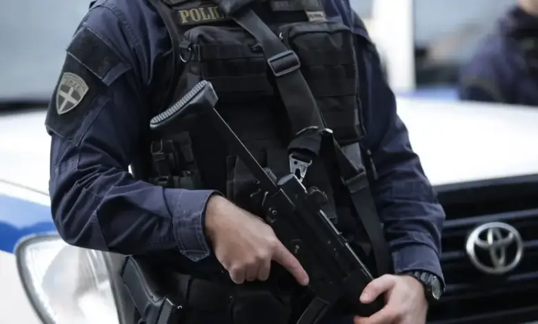 Σύλληψη-στα-Τρίκαλα-για-απείθεια-και-κατοχή-κοκαΐνης