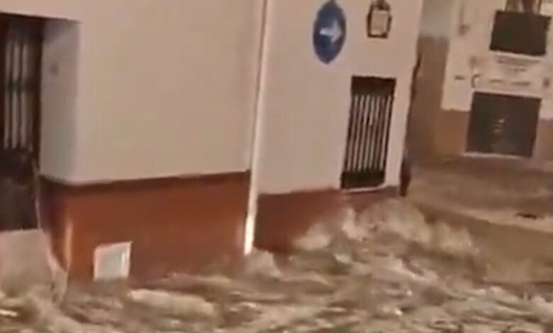 Ισπανία:-Καταρρακτώδεις-βροχές-και-πλημμύρες-στη-Μάλαγα-–-Σε-κατάσταση-έκτακτης-ανάγκης-και-η-Μούρθια