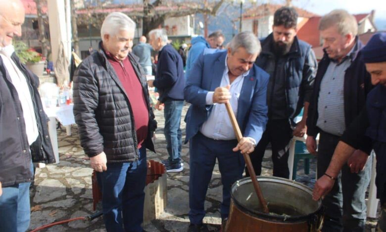 Γιορτή-Τσιγαρίδας-στο-Βροντερό-με-παρουσία-του-Δημάρχου-Πύλης