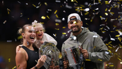 Ο-Νικ-Κύργιος-κέρδισε-2-0-την-Αρίνα-Σαμπαλένκα-στη-«Μάχη-των-Φύλων»-–-«Κράξιμο»-στα-social-media-για-τον-αγώνα