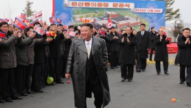 Βόρεια-Κορέα:-Δύο-δοκιμές-πυραύλων-υπό-το-βλέμμα-του-Κιμ-Γιονγκ-Ουν