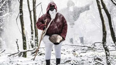 Γοργογύρι-Τρικάλων:-Αναβίωση-του-εθίμου-«Των-Καρκατζαλαίων»-την-Πρωτοχρονιά-2026