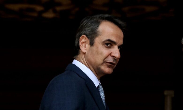 Ο-Μητσοτάκης-σε-παράκρουση-–-Αγροτικά-μπλόκα,-οικονομία-και-πολιτικές-εξελίξεις