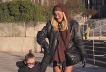 Η-Ιωάννα-Τούνη-με-τον-γιο-της-Πάρη-σε-Χριστουγεννιάτικη-απόδραση-στο-Παρίσι