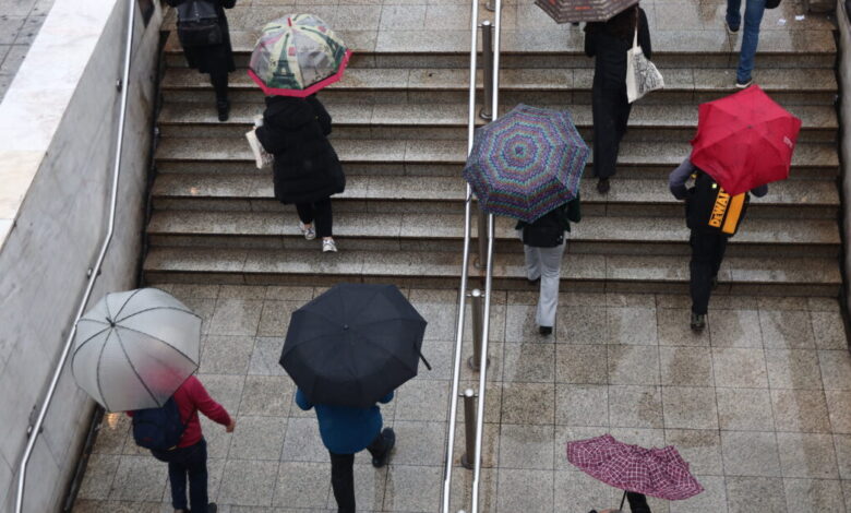 Καιρός-αύριο:-Τοπικές-βροχές-και-χιόνια-στα-ορεινά