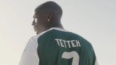 Ο-Ανδρέας-Τετέι-φόρεσε-τη-φανέλα-με-το-νούμερο-7-στον-Παναθηναϊκό-και-έκανε-ποδαράκια-στη-Φωκίωνος-Νέγρη