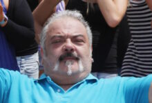 Στηβ-Ντούζος:-Παραμένει-σε-νοσοκομείο-με-κορονοϊό-–-«Είμαι-σκύλος,-δεν-καταλαβαίνω-τίποτα»-λέει-ο-ηθοποιός