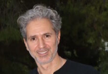 Δημήτρης-Κόκοτας:-«Δεν-έχει-αλλάξει-κάτι-σημαντικά»-λέει-συγκινημένη-η-σύζυγος-του-τραγουδιστή