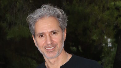 Δημήτρης-Κόκοτας:-«Δεν-έχει-αλλάξει-κάτι-σημαντικά»-λέει-συγκινημένη-η-σύζυγος-του-τραγουδιστή