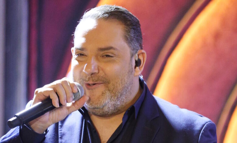 Στέλιος-Διονυσίου:-Είμαι-πολύ-χαζομπαμπάς-–-«Δεν-θα-ήθελα-να-είμαι-γυναίκα-του»-σχολίασε-η-Τίνα-Μεσσαροπούλου