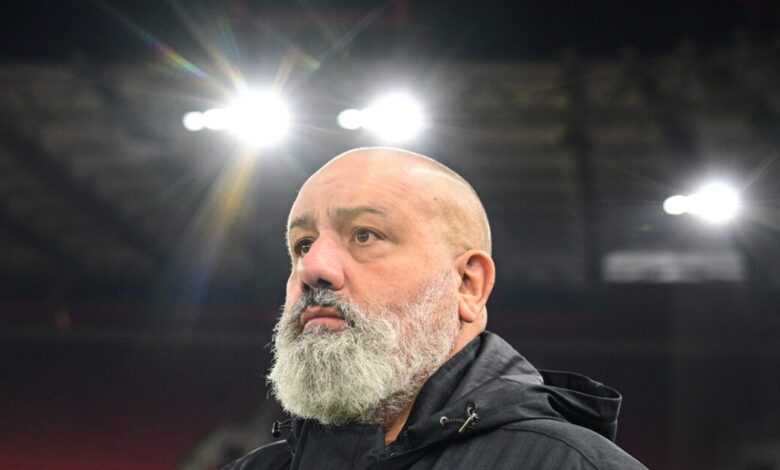 Κεραυνοί-Καραπαπά-κατά-Λανουά:-Ζήτησε-την-απομάκρυνση-του-από-την-κεφαλή-της-ΚΕΔ