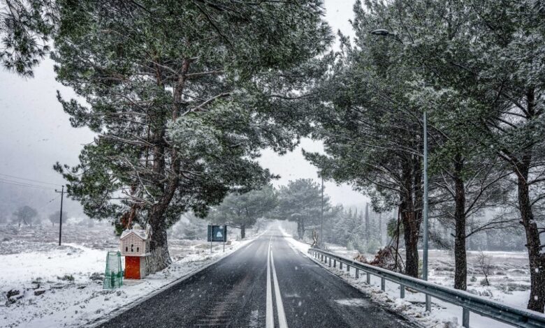 Καιρός:-Θερμοκρασίες-κάτω-από-το-μηδέν-στα-βόρεια-προάστια-της-Αττικής-–-Που-θα-χιονίσει-τις-επόμενες-ημέρες