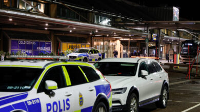 Στοκχόλμη:-Λεωφορείο-βγήκε-από-την-πορεία-του-και-προσέκρουσε-σε-πρόσοψη-κτιρίου-–-Τουλάχιστον-19-τραυματίες