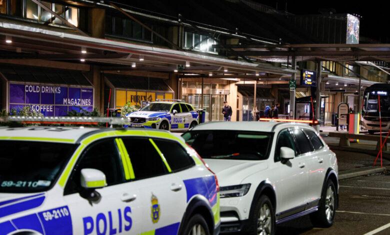 Στοκχόλμη:-Λεωφορείο-βγήκε-από-την-πορεία-του-και-προσέκρουσε-σε-πρόσοψη-κτιρίου-–-Τουλάχιστον-19-τραυματίες