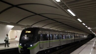 Παραμονή-Πρωτοχρονιάς:-Τα-τελευταία-δρομολόγια-σε-Μετρό,-τραμ,-λεωφορεία-και-τρόλεϊ-πριν-την-αλλαγή-του-χρόνου