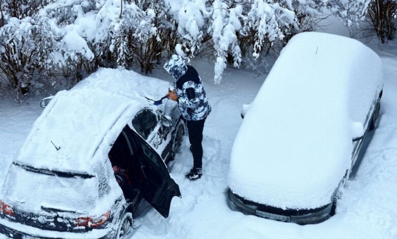 Πυκνή-χιονόπτωση-στην-Πολωνία-και-ουρές-αυτοκινήτων-20-χλμ-μεταξύ-Βαρσοβίας-και-Γκντασκ