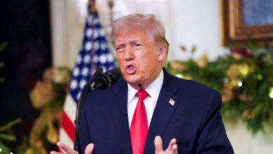 Ο-Ντόναλντ-Τραμπ-μπέρδεψε-τον-αετό-με-γεράκι-και-κατήγγειλε-πως-οι-ανεμογεννήτριες-σκοτώνουν