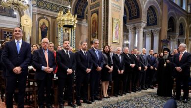 Πρωτοχρονιά-2026:-Μητσοτάκης,-Τασούλας,-Κακλαμάνης-και-Ανδρουλάκης-στη-δοξολογία-στη-Μητρόπολη-για-τη-νέα-χρονιά