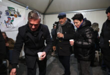 Νυχτερινές-επισκέψεις-στα-τρακτέρ