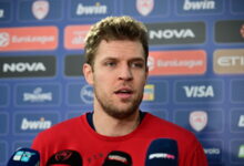 Βεζένκοφ:-«Το-ντέρμπι-δίνει-μία-εβδομάδα-ψυχολογία-στον-νικητή,-ο-ηττημένος-το-σκέφτεται-λίγο-παραπάνω»