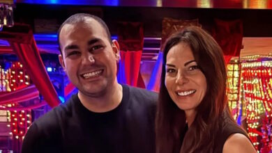 Εύη-Βατίδου:-Πρωτοχρονιά-με-τα-παιδιά-της:-Η-αγκαλιά-με-τον-Χρήστο-Κουγιά-και-την-Μάιρα-Κούγια