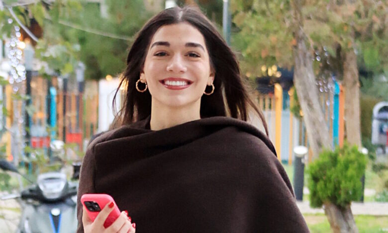 Μελίνα-Νικολαΐδη:-Με-αέρα-μοντέλου-σε-πρωινή-βόλτα-στη-Γλυφάδα-εν-μέσω-φημών-για-τα-προσωπικά-της