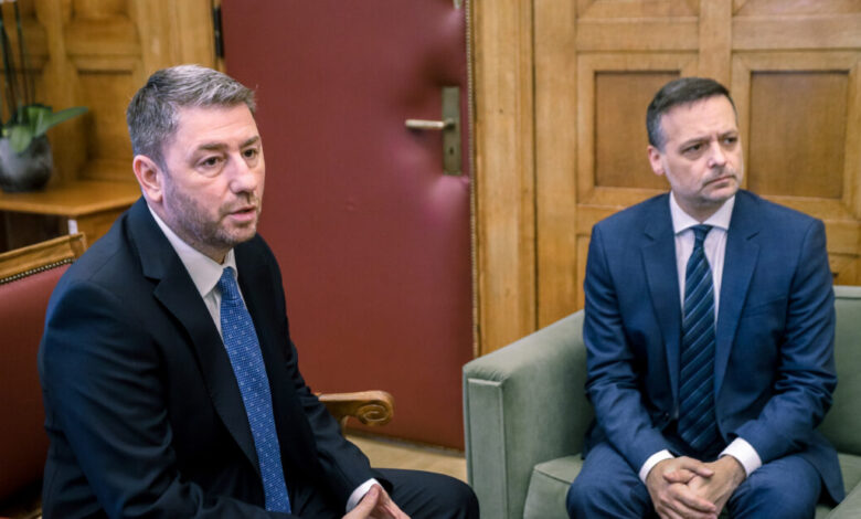 Η-συνέντευξη-Δούκα-«άναψε-φωτιές»-στο-ΠΑΣΟΚ-ενόψει-Συνεδρίου-–-Πήγε-«περίπατο»-το-πνεύμα-των-Χριστουγέννων