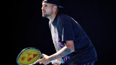 o-kύργιος-με-φανέλα-Εθνικής-Ελλάδας-και-Γιάννη-Αντετοκούνμπο:-Θα-κάνω-ό,τι-θέλω-και-αυτή-τη-χρονιά