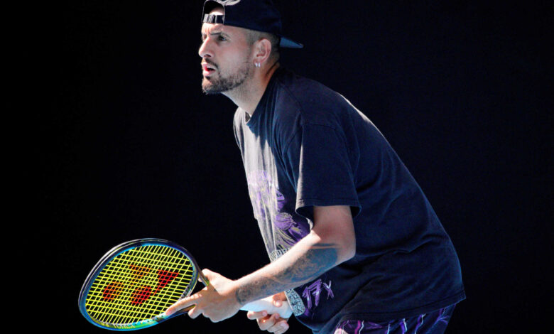 o-kύργιος-με-φανέλα-Εθνικής-Ελλάδας-και-Γιάννη-Αντετοκούνμπο:-Θα-κάνω-ό,τι-θέλω-και-αυτή-τη-χρονιά