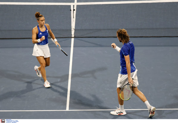 united-cup:-Νίκη-και-στο-μεικτό-διπλό-για-Τσιτσιπά-–-Σάκκαρη-επί-της-Ιαπωνίας-–-Υποψήφια-για-τους-«8»-η-εθνική