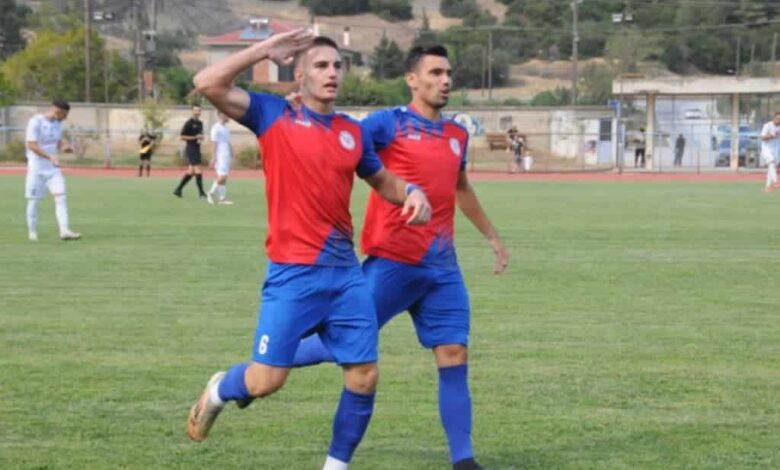 Συνεχίζει-στη-Μύκονο-ο-Γιάννης-Τσάτσος