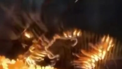 Ελβετία:-Νέο-συγκλονιστικό-βίντεο-από-τη-στιγμή-που-η-φονική-πυρκαγιά-εξαπλώνεται-στο-μπαρ-του-Κραν-Μοντανά