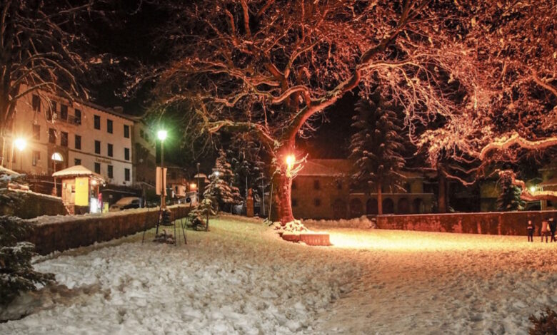 Καιρός:-Χιόνι-και-χαμηλές-θερμοκρασίες-στην-Ήπειρο-–-Επιχείρηση-απεγκλωβισμού-5-οχημάτων-στο-Ζαγόρι
