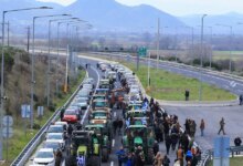 Κυκλοφοριακές-ρυθμίσεις-λόγω-των-αγροτικών-μπλόκων-–-Πως-θα-επιστρέψουν-οι-εκδρομείς