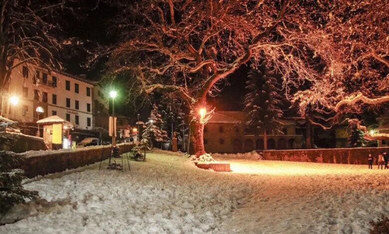 Καιρός:-Χιόνι-και-χαμηλές-θερμοκρασίες-στην-Ήπειρο-–-Επιχείρηση-απεγκλωβισμού-5-οχημάτων-στο-Ζαγόρι