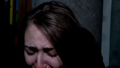 Θαύμα-στην-πύρινη-κόλαση-του-Κραν-Μοντανά:-Νεαρός-παγιδεύτηκε-στο-μπαρ-κρατώντας-έναν-σταυρό-–-«Η-φωτιά-τον-απέφυγε-κι-επέζησε»