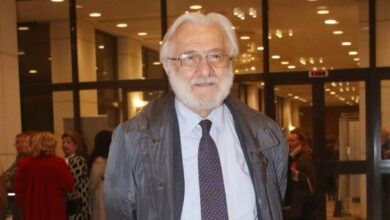 Γιάννης-Σμαραγδής:-«Η-ταινία-άρχισε-να-δυσφημείται-πριν-την-ξεκινήσω,-υπάρχει-σχέδιο-από-πίσω»