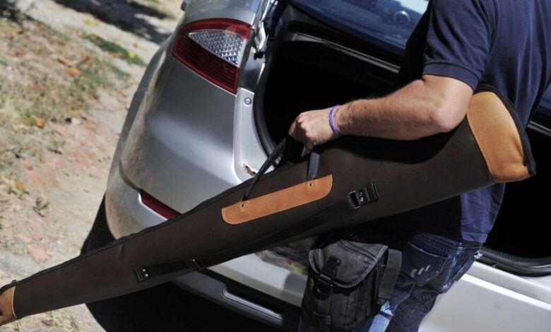 Χανιά:-36χρονος-πυροβόλησε-κατά-λάθος-τον-αδελφό-του-ενώ-του-έδειχνε-την-καραμπίνα-–-Στο-νοσοκομείο-ο-τραυματίας