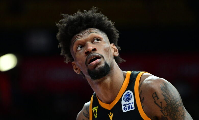 Η-Φενέρμπαχτσέ-ανακοίνωσε-την-απόκτηση-του-Κρις-Σίλβα-από-την-ΑΕΚ