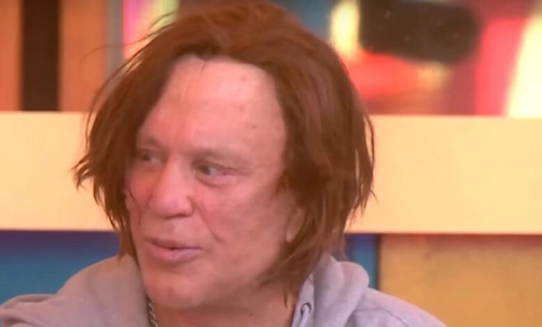 Μίκι-Ρουρκ:-Αγνώριστος-σε-νέες-εικόνες-–-Κινδυνεύει-να-μείνει-άστεγος-ο-άλλοτε-σταρ-του-Χόλιγουντ