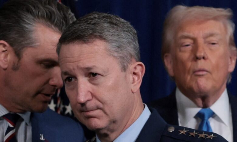 «absolute-resolve»:-Η-επιχείρηση-των-ΗΠΑ-κατά-του-Μαδούρο-–-Τα-150-αεροπλάνα-από-όλον-τον-κόσμο-και-το-σκοτάδι-στο-Καράκας