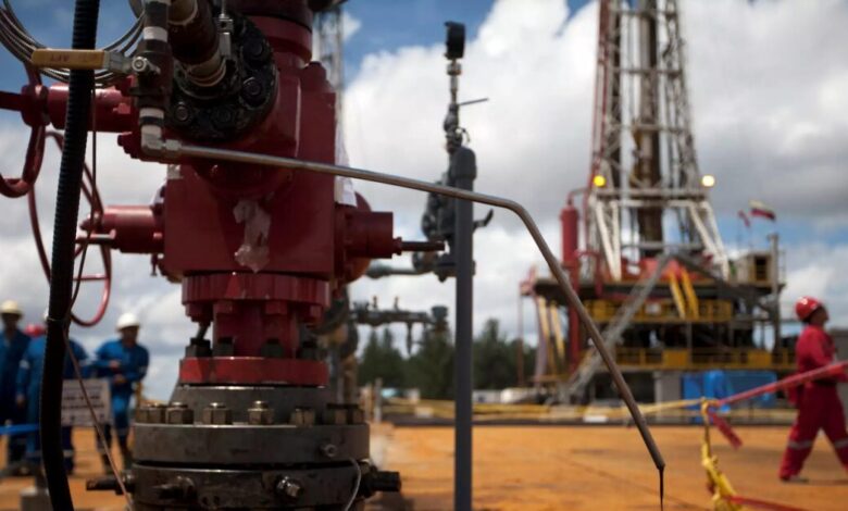 18-τρισεκατομμύρια-λόγους-έχουν-οι-πετρελαϊκές-να-γλυκοκοιτάνε-τη-Βενεζουέλα