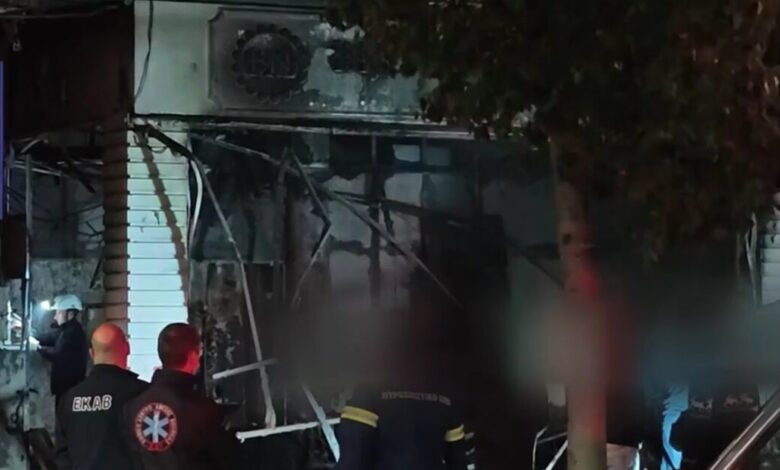 Νέα-Σμύρνη:-Εμπρησμός-πίσω-από-την-φωτιά-στο-κέντρο-αισθητικής-–-Βρέθηκαν-υπολείμματα-πλαστικού-μπουκαλιού