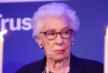 Απεβίωσε-στα-96-της-η-Εύα-Σλος,-η-ετεροθαλής-αδελφή-της-Άννας-Φρανκ