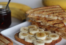 Συνταγή-για-τοστ-banoffee-για-τις-βραδινές-λιγούρες