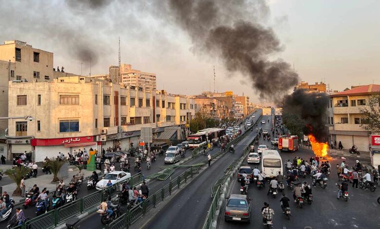 Ιράν:-Καμία-επιείκεια-στους-ταραχοποιούς-Ναι-στο-δικαίωμα-των-πολιτών-να-διαδηλώνουν
