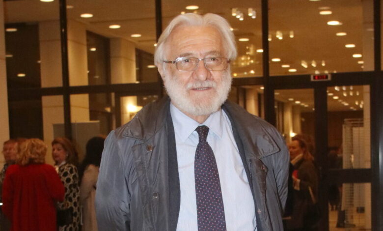 Η-Μαρία-Καρυστιανού-προσέγγισε-τον-σκηνοθέτη-Γιάννη-Σμαραγδή-για-το-νέο-κόμμα