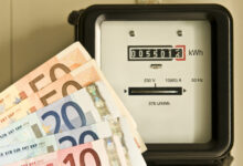 Εντός-12μήνου-θα-επιστραφούν-στον-ΑΔΜΗΕ-τα-οφειλόμενα-του-2025-μέσω-των-νέων-χρεώσεων